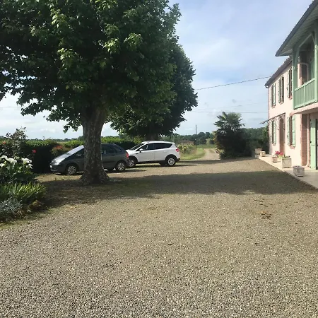 Ferme équestre Avec Piscine *