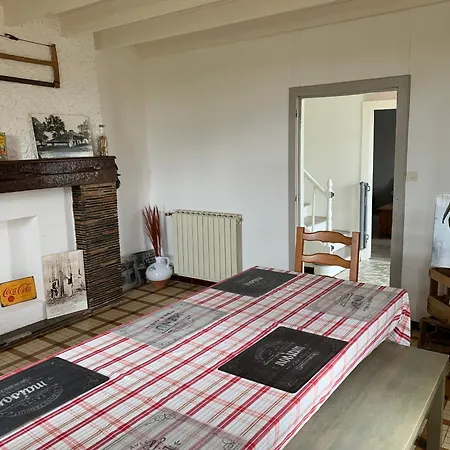 Ferme Equestre Avec Piscine Vakantiehuis