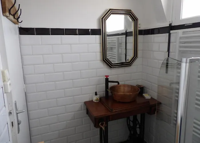 Ferme Equestre Avec Piscine Vakantiehuis