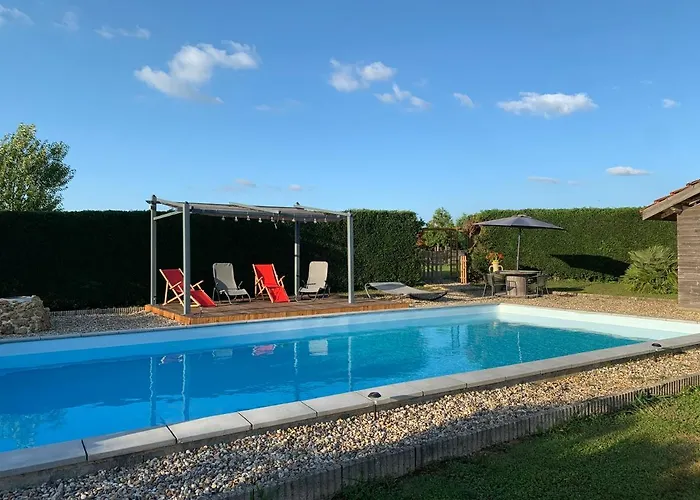 Vakantiehuis Ferme Equestre Avec Piscine