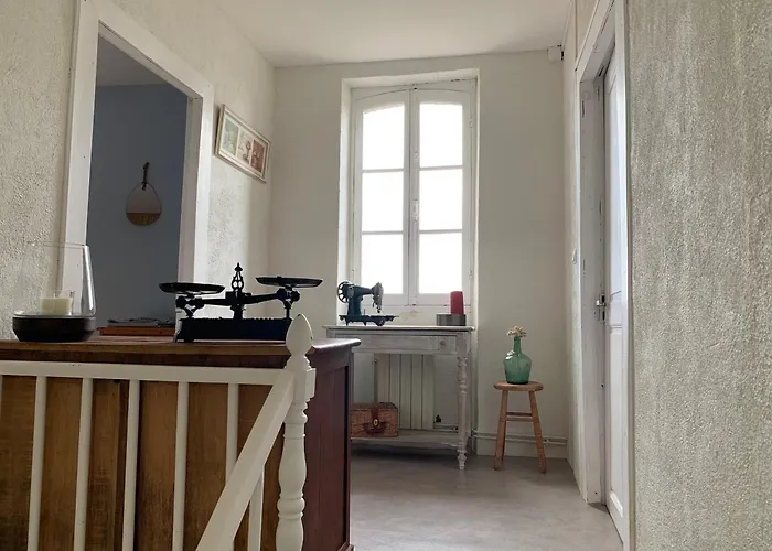 Ferme Equestre Avec Piscine