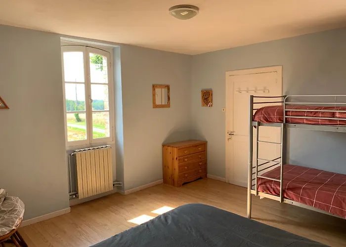 Ferme Equestre Avec Piscine Castex (Gers)