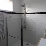 بيت للعطل Ferme Equestre Avec Piscine *
