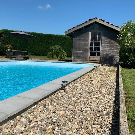 Ferme Equestre Avec Piscine * Castex (Gers)