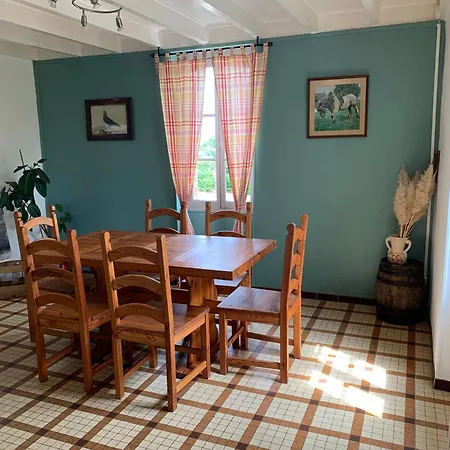 Ferme Equestre Avec Piscine * Castex (Gers)